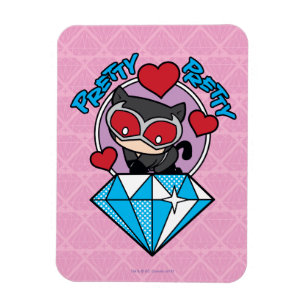 Imán Chibi Catwoman sentada encima del Diamante grande