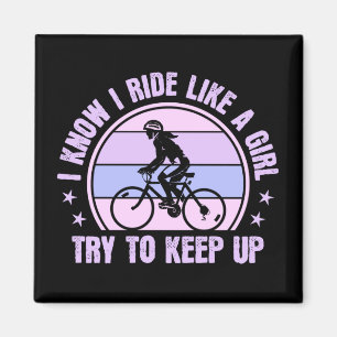Imán Chica de ciclismo intenta mantener la bicicleta re