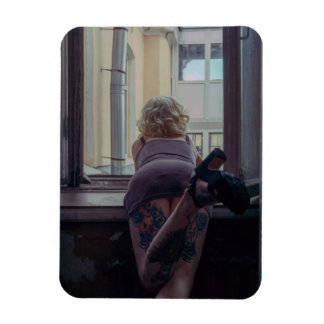 Imán Chica en la ventana