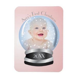 Imán Chica rosa del Globe de la nieve, primer Navidad f