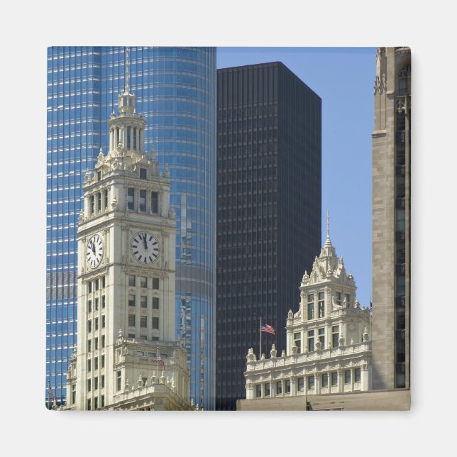 Imán Chicago, Edificio Wrigley con Trump Hotel & (Frente)