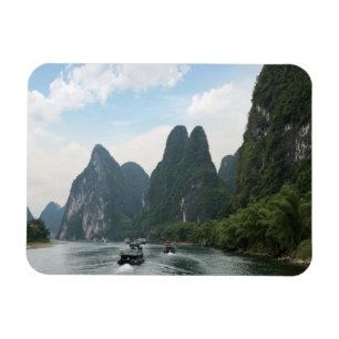 Imán China, Guilin, río Li, Barcos de río alineados