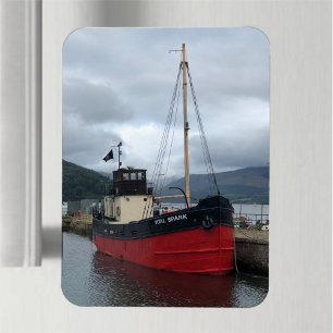 Imán Chispa Vital, Barco Puffer, Inveraray, Escocia,