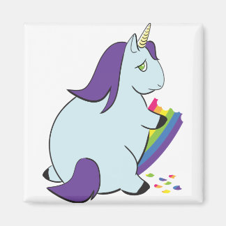 Imán Chubby Unicorn comiendo arcoiris