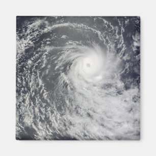 Imán Ciclón Anja sobre el Océano Índico meridional
