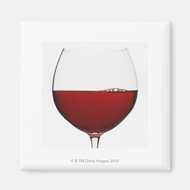 Imán Cierre del vaso de vino tinto sobre blanco (Frente)