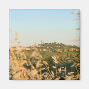Imán Ciudad en una colina, provincia de San Gimignano,