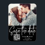 Imán código qr foto boda blanco negro guardar la fecha<br><div class="desc">código qr letra blanca moderna escritura a mano boda de fondo negro foto Guardar el imán de fecha, personalizado. puede cambiar el color de fondo y el color y estilo del tipo de letra.</div>