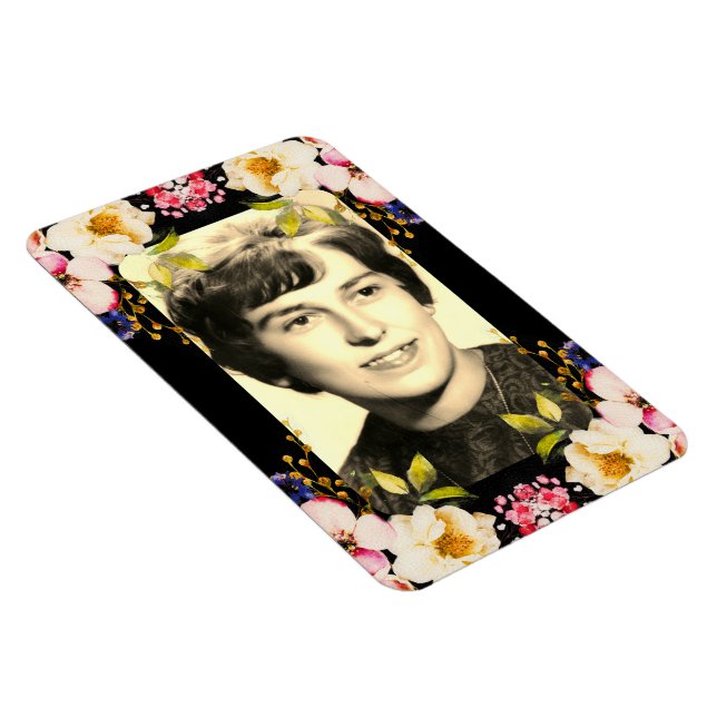 Imán Color de agua rosa Rozas amarillas fondo negro (Lado Derecho)