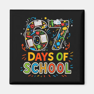 Imán Colorida Celebración De 67 Días De Aprendizaje En 