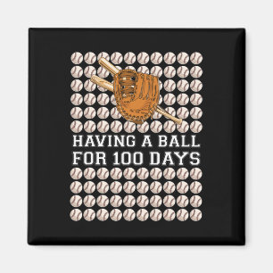 Imán Con Una Pelota Durante 100 Días, Niños De Béisbol