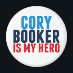 Imán Cory Booker es mi héroe<br><div class="desc">Cory Booker es mi imán Héroe. Este fiesta democrático hizo historia al romper el récord al hablar durante más de 25 horas. Fue el discurso más largo de la historia y una acción impresionante contra Trump.</div>