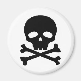 Imán Cráneo de pirata negro sobre fondo blanco