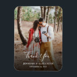 Imán Crea tu propia foto Gracias Boda<br><div class="desc">Diseñar tu propia foto Gracias tarjeta magnética Boda. Elegante imán fotográfico para decir Gracias a los invitados bodas. Puedes añadir tu propia foto,  añadir tu propio texto y nombres.</div>