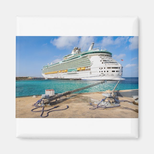 Imán Cruceros anclados en la costa de la isla Bonaire.J (Frente)