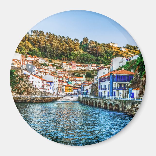 Imán Cudillero, pueblo pesquero de Asturias. España. (Frente)