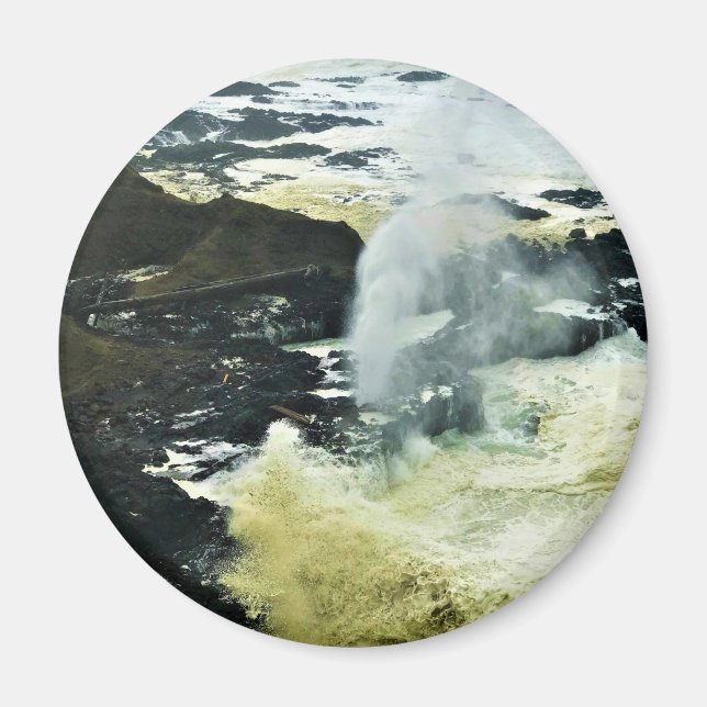 Imán Cuerno de spouting, Cabo Perpetua, Costa de Oregón (Frente)