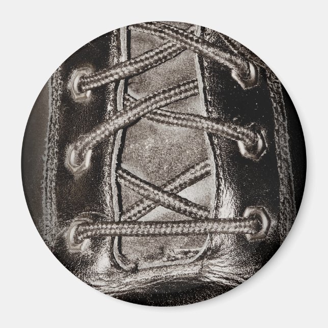 Imán Cuero negro y cordones (Frente)