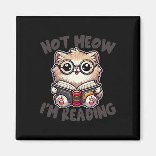 Imán Cute, no es que esté leyendo la lectura graciosa d