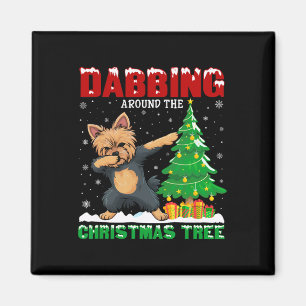 Imán Dabbing Around the Christmas Tree Yorkie Dog Xmas