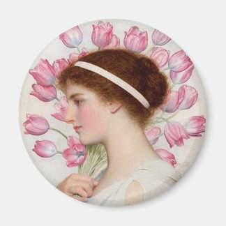 Imán Dama con vestido clásico con tulipanes rosados