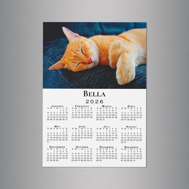 Imán de calendario 2026 con foto y nombre personal (Custom Photo and Name 2026 Calendar Magnet in situ)