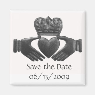 Imán de fecha de guardar Claddagh irlandés