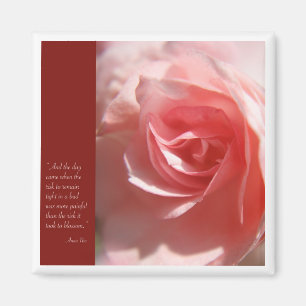 Imán de la cita de Anais Nin en rosa