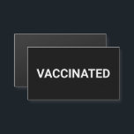 Imán de personalizable blanco negro vacunado<br><div class="desc">Personalizable blanco negro y vacunado Magnet minimalista estilo elegante negro y blanco</div>