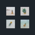 Imán De Piedra Piña de playa de acento tropical (Conjunto 2)<br><div class="desc">Fotografía con acento tropical piña en el personalizado de playa Marble Stone Magnet. Personalizar para agregar texto si lo desea.</div>