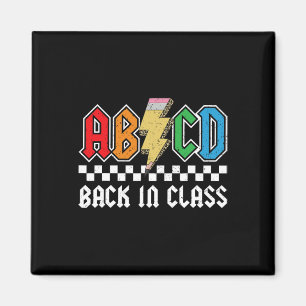 Imán De Vuelta En La Clase Se Remonta Al Equipo De Chic