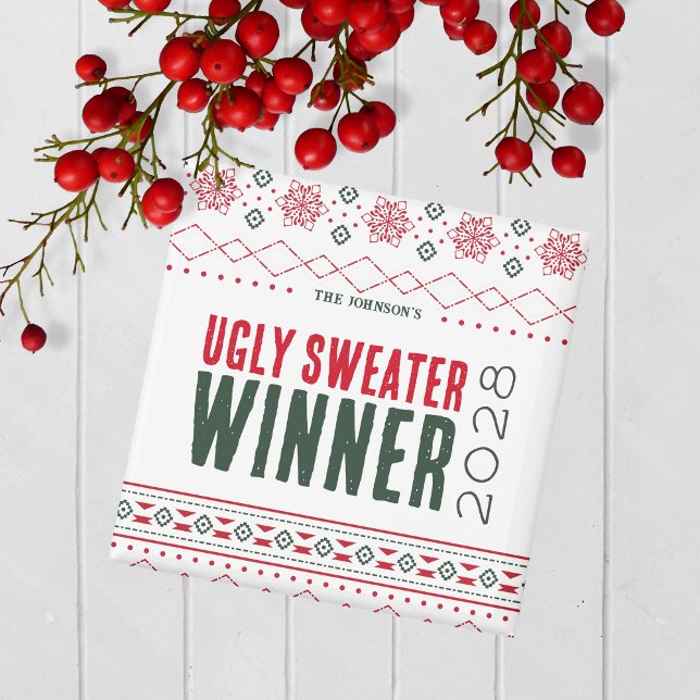 Imán del premio ganador de concurso de suéter feo (Ugly Christmas Sweater Holiday Competition Contest Prize Magnet for the Winner )