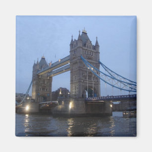 Imán del puente de la torre