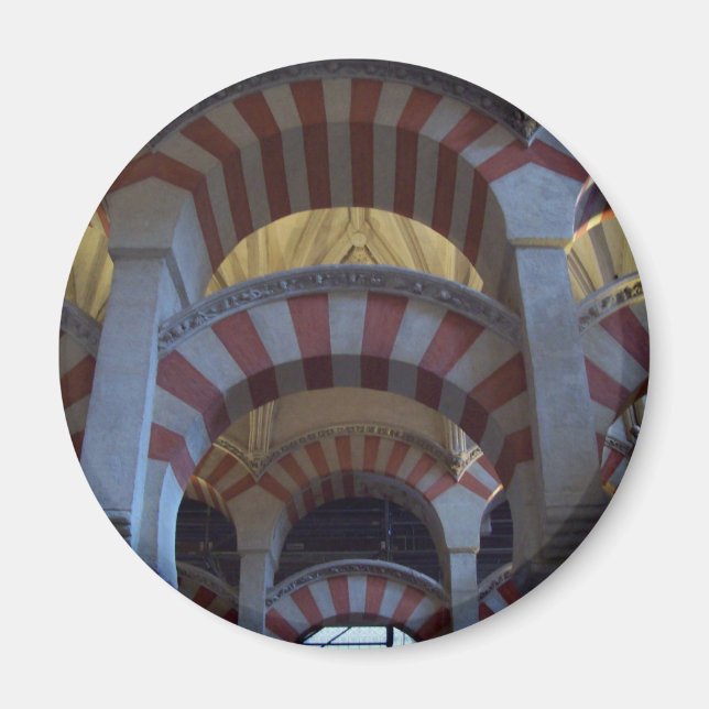 Imán dentro de la mezquita (Frente)