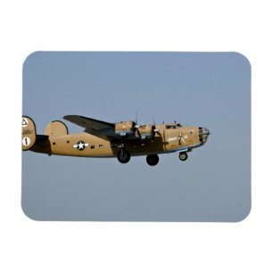 Imán Diamond Lil B-24 Bombardero, aterrizando en Oshkos