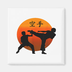 Imán Dos luchadores de karate con sol naciente y karate