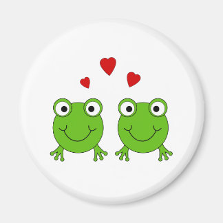 Imán Dos ranas verdes con corazones rojos.