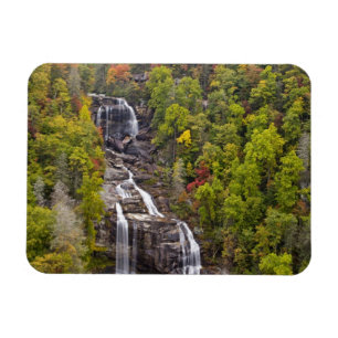 Imán Dramática cascada blanca cae en otoño en el