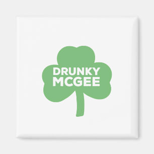 Imán Drunky McGee St. Patrick's Day Clover