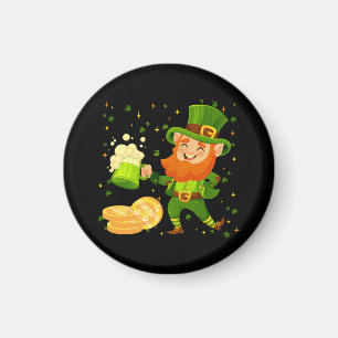 Imán Duende bebiendo cerveza día de San Patricio