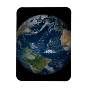 Imán Earth With Clouds And Sea Ice