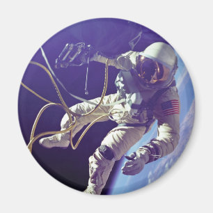 Imán Edward H. Primer Caminante Espacial Norteamericano
