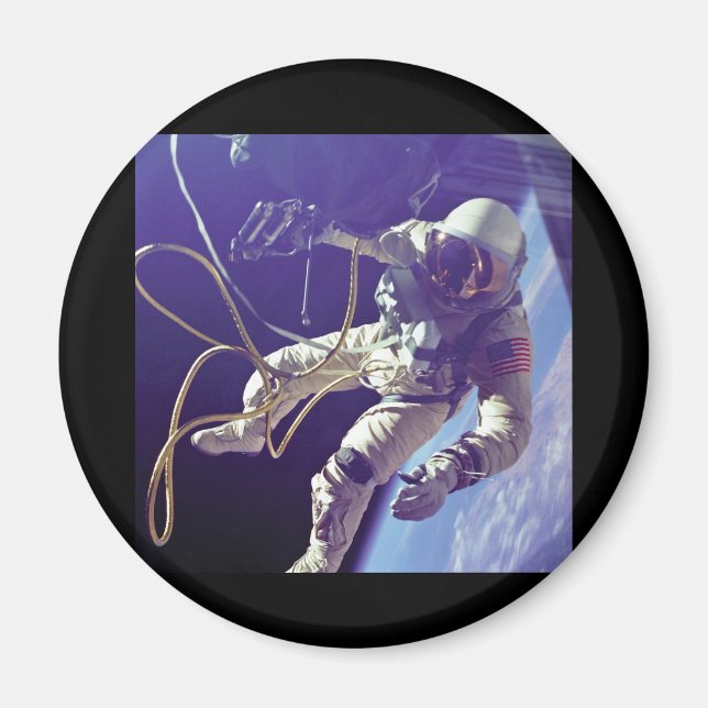 Imán Edward H. White First American Space Walker NASA (Frente)