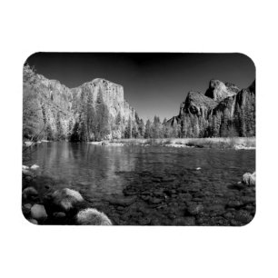 Imán EE. UU., California. Vista del valle de Yosemite