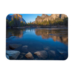 Imán EE. UU., California. Vista del valle de Yosemite 2