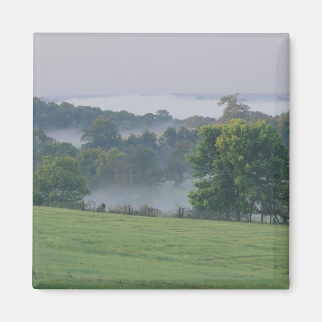 Imán EE.UU., Kentucky. Colinas rocosas de Bluegrass (Frente)