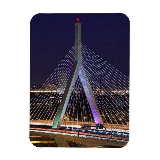 Imán EE. UU., Massachusetts, Boston. Leonard Zakim (Vertical)