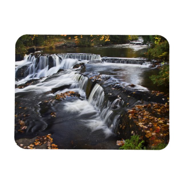 Imán EE. UU., Michigan, península superior. Bond Falls  (Horizontal)