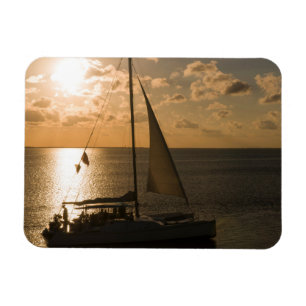 Imán EE. UU., Texas, Isla South Padre. Barco de vela