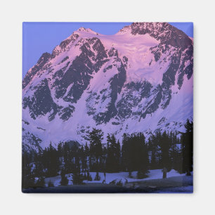 Imán EE. UU., Washington, Mt. Shuskan en North Cascades